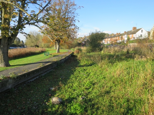 Dry River Chess in Chesham